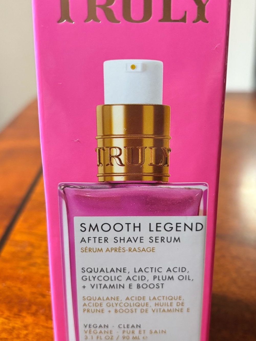 TRULY Smooth Legend After Shave Serum โ Pink and Gold